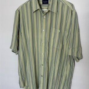 #016 Indigo Palms Denim Co. / Tommy Bahama Men’s LARGE Men’s Striped Shirt